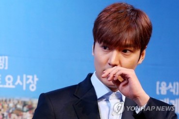 Lee Min-ho Greeted by 10,000 Fans in First Japan Talk Show