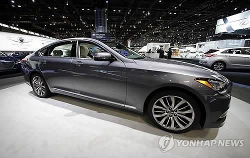 South Korea's leading carmaker Hyundai Motor Co. saw the Genesis mid-size luxury sedan rank third in terms of annual sales in the United States last year for the first time since its debut there, industry data showed Monday. (Image : Yonhap)