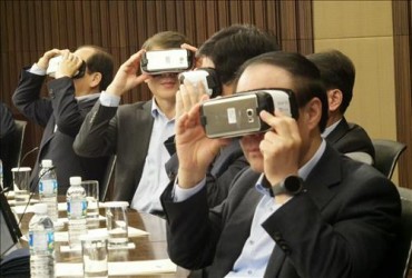 Samsung Eyes VR Ecosystem Through Smartphones