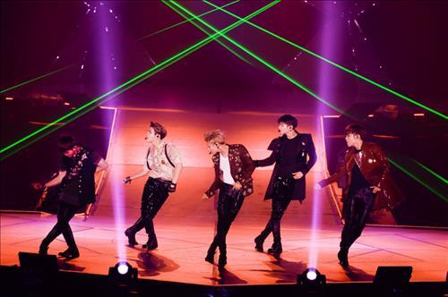 South Korean boy band SHINee has embarked on its fourth Japanese tour, which could draw hundreds of thousands of people, its agency said Tuesday. (Image : Yonhap)