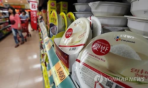 Although consumption of rice is declining year by year, the ‘instant rice’ market is seeing its golden years. (Image : Yonhap)