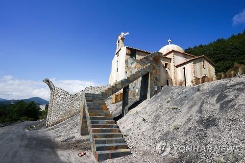 The two locations where the epic Korean drama 'Descendents of the Sun' was filmed, Taebek and Zákinthos (Greece), have entered an agreement for cooperation and exchange. (Image : Yonhap)