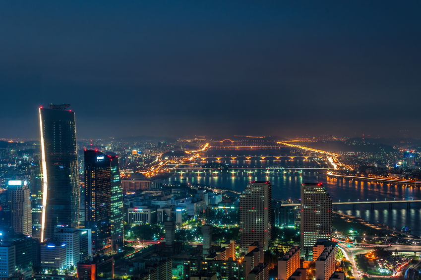 As of the end of March, Seoul’s population, according to official resident registration, is 10,009,588. At this rate, Seoul’s population will likely fall below the 10-million mark in the near future. (image: KobizMedia/ Korea Bizwire)