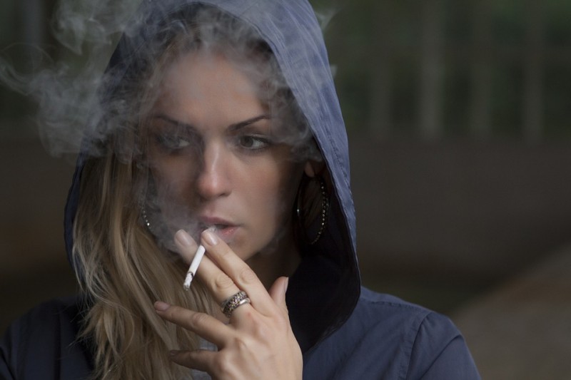 Female Smokers Four Times More Likely to Be Depressed Than Male Smokers