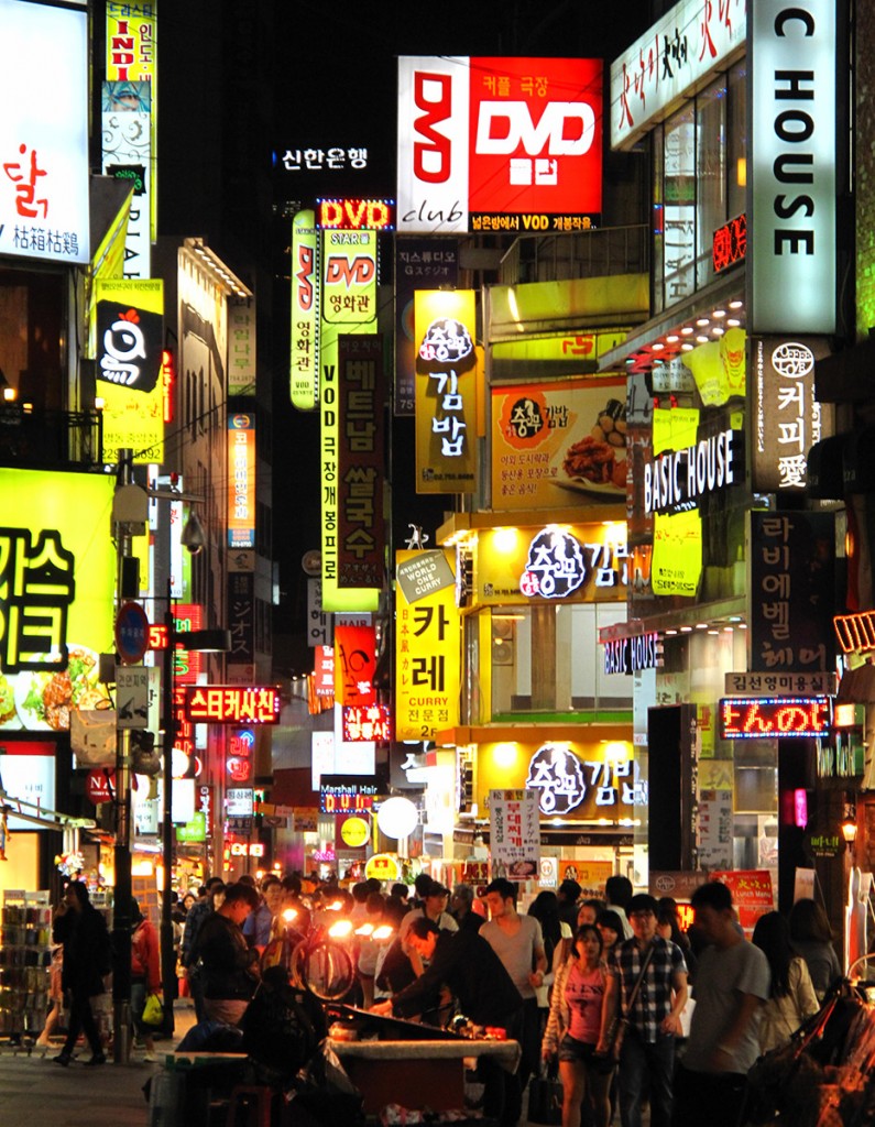 Chinese tourists spend six times more than their Japanese counterparts when they visit the South Korean capital, a survey by the Seoul Metropolitan Government has revealed. (Image Courtesy of Wikipedia)