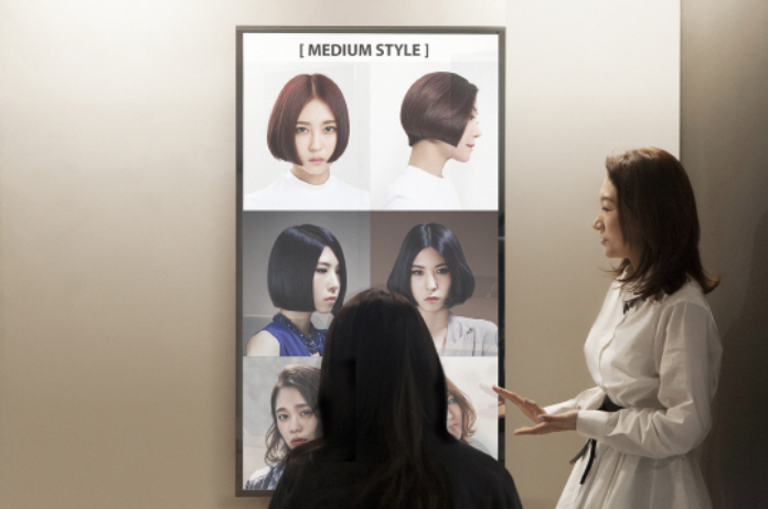 Korean Hair Salon Introduces Smart Mirror