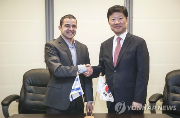 S. Korea Begins Official FTA Talks with Israel