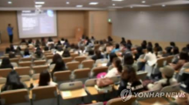 “The new integrated programs are intended to not only shorten the study period but also enhance the quality of education provided to students, as the Grandes Écoles are designed to foster top-notch experts in various fields,” said an official from the Ministry of Education. (image: Yonhap)