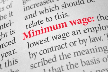 Small Merchants Thinking of Layoffs to Offset Minimum Wage Hike, Survey Says