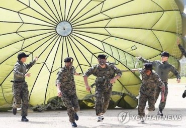 N. Korean defectors experience barracks life with special forces