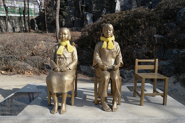 Statue Honoring 'Comfort Women'. (image: Pixabay)