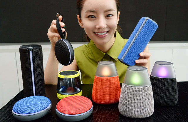 LG Unveils Lightweight Waterproof Bluetooth Speakers