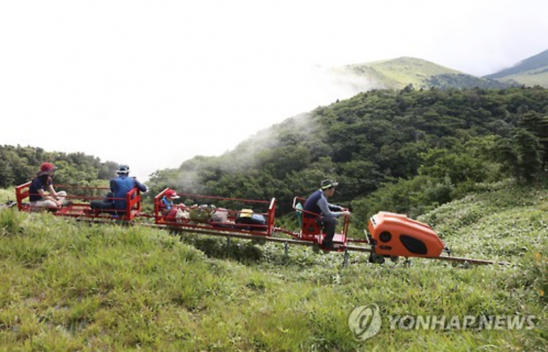 Environmentally-Friendly Monorail to Explore Korea’s Highest Mountain