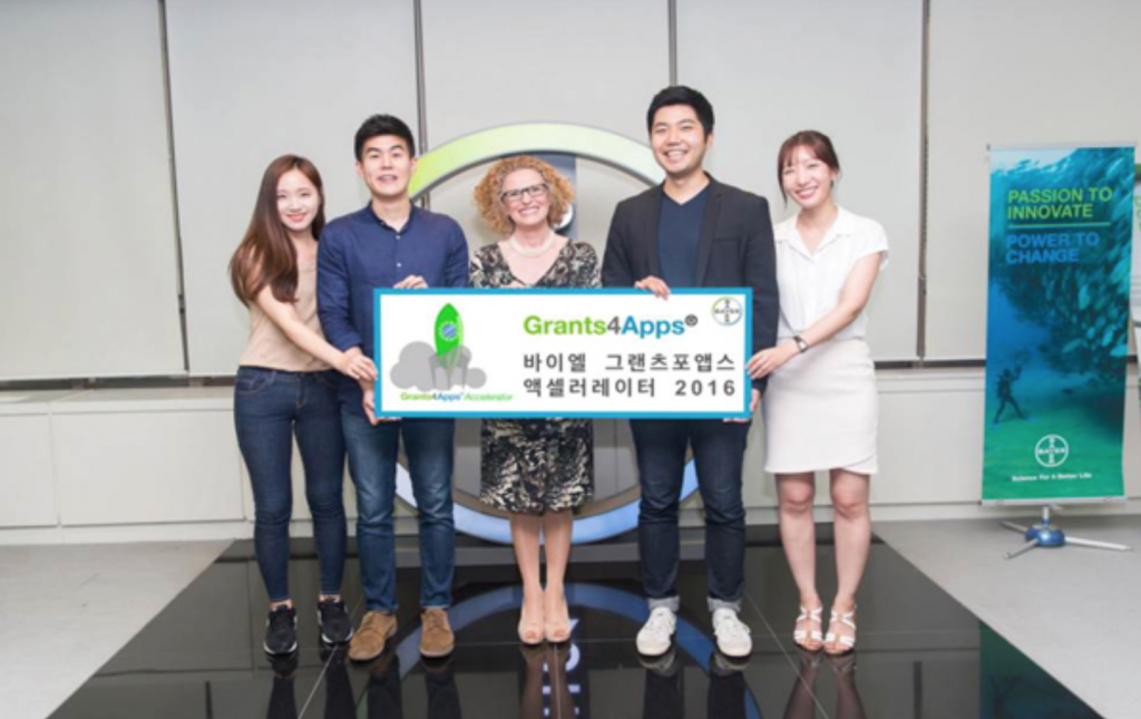“Bayer is a pioneer in women’s health,” said Seok Jun-woo, CEO of Vital Smith. “With its 153 years of expertise in medical science and technology, we expect this opportunity to be of tremendous help to the development of b bless.” (image: Bayer Korea)