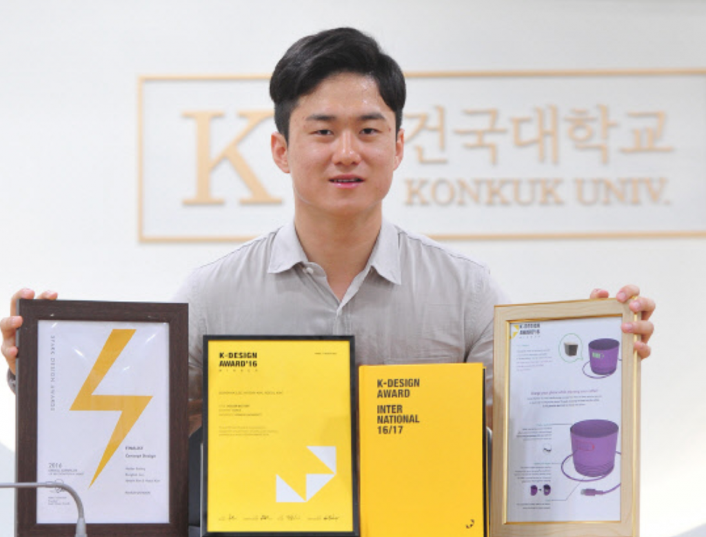 “I want to contribute to the society by creating something that can improve our environment, just like the Holder Battery.” (image: Konkuk University)