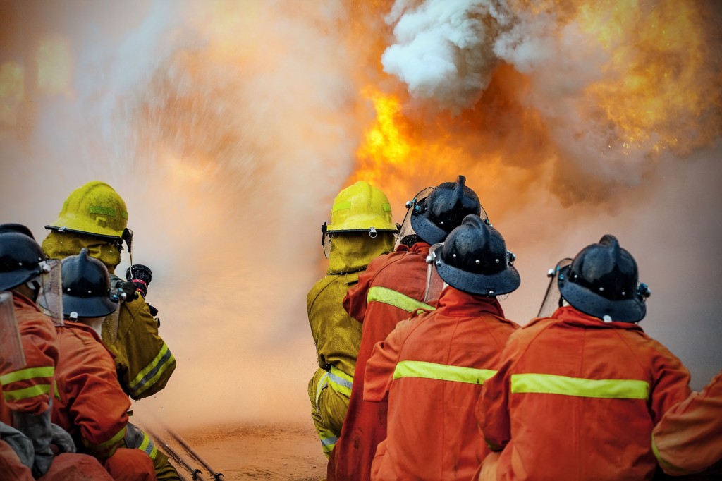 In a 2014 study by the Ewha Brain Institute, 39 percent (14,452) of the 37,093 firefighters surveyed were found to be suffering from at least one of the following conditions – PTSD, depressive disorders, sleep disorders and problem drinking. (image: KobizMedia/ Korea Bizwire)