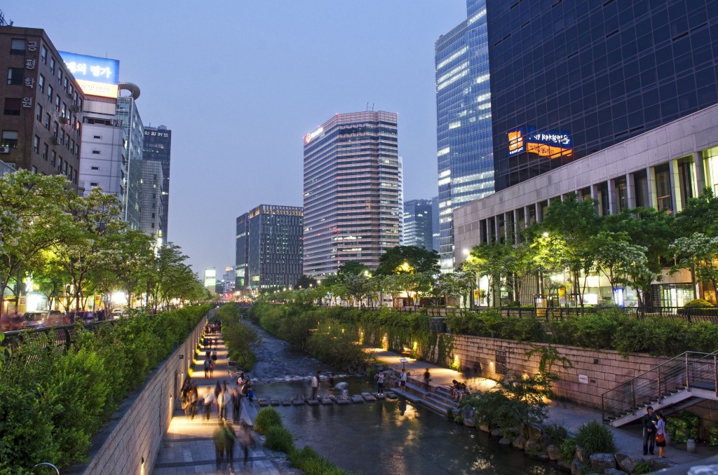 The CyPT is used to suggest policy direction and job creation through a simulation of a city’s energy consumption and carbon footprint in three sectors – transportation, building, and energy. (image: KobizMedia/ Korea Bizwire)