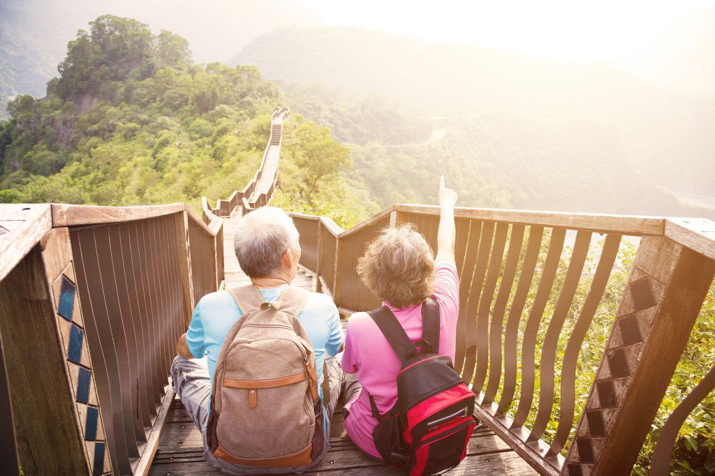 Industry officials say the trend is expected to last for a while as more "active seniors" are seeking to travel outside the country. (image: KobizMedia/ Korea Bizwire)