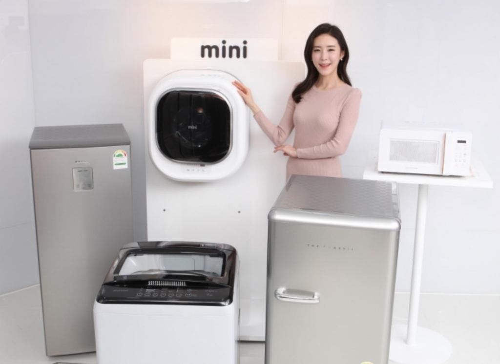 Dongbu, a Seoul-based firm, has focused efforts on producing mini home appliances in consideration of the change in the country's household structure and consumption trends. (image: Dongbu Daewoo Electronics)