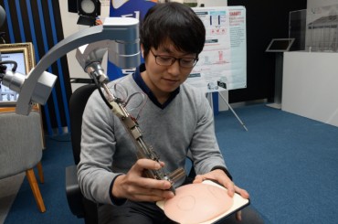 Korean Scientists Develop Automatic Hair Transplant Machine