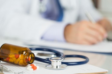 Doctors, Pharmacists Debate “Brand Name or Drug Composition” Prescriptions