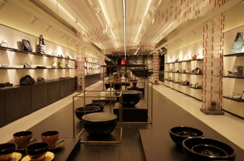 Shinsegae Opens Concept Store Featuring Traditional Goods