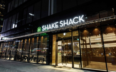 Shake Shack Opens Second Korean Outlet after Monumental Success