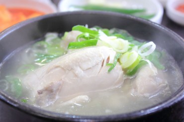 Samgyetang, Korean Chicken Soup, Struggles to Make Impression in China