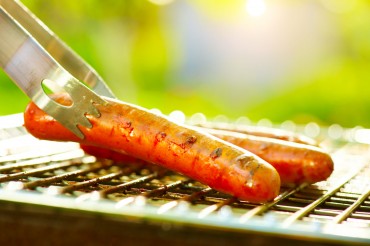 Grilling Ham, Sausages Increases Carcinogen Content
