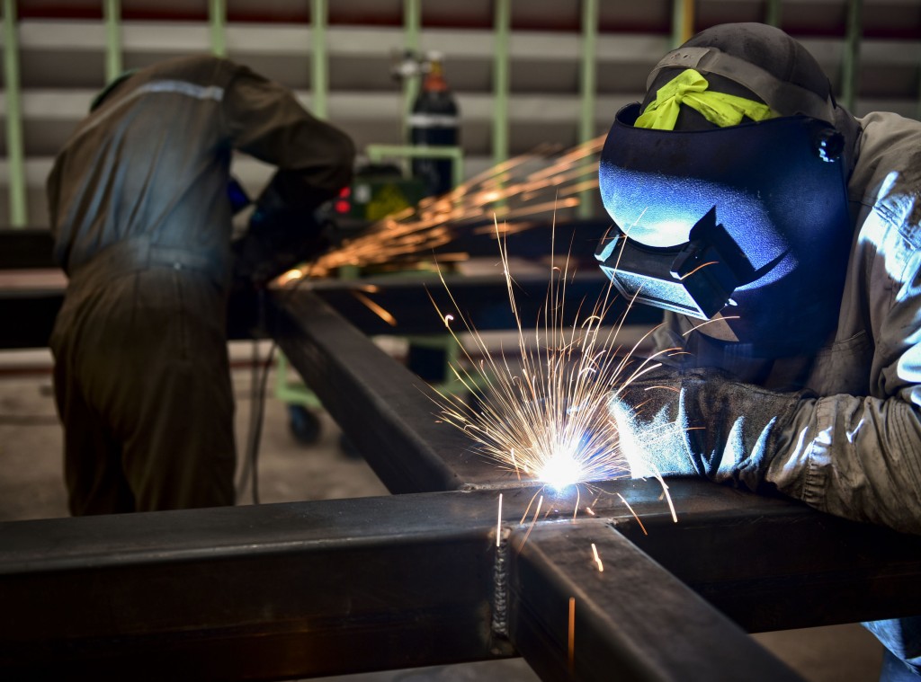 Such linchpin industries have been suffering from a chronic labor shortage as people here tend to seek easier and higher-paying jobs. (image: KobizMedia/ Korea Bizwire)