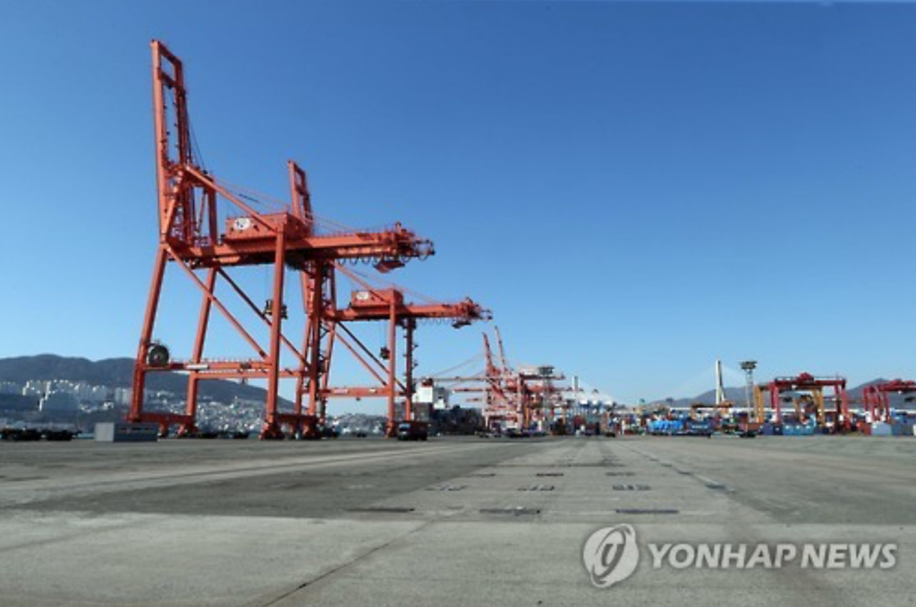 The local shipbuilding sector is among the segments to be hit hard by a slump in the global economy and low oil prices. (image: Yonhap)