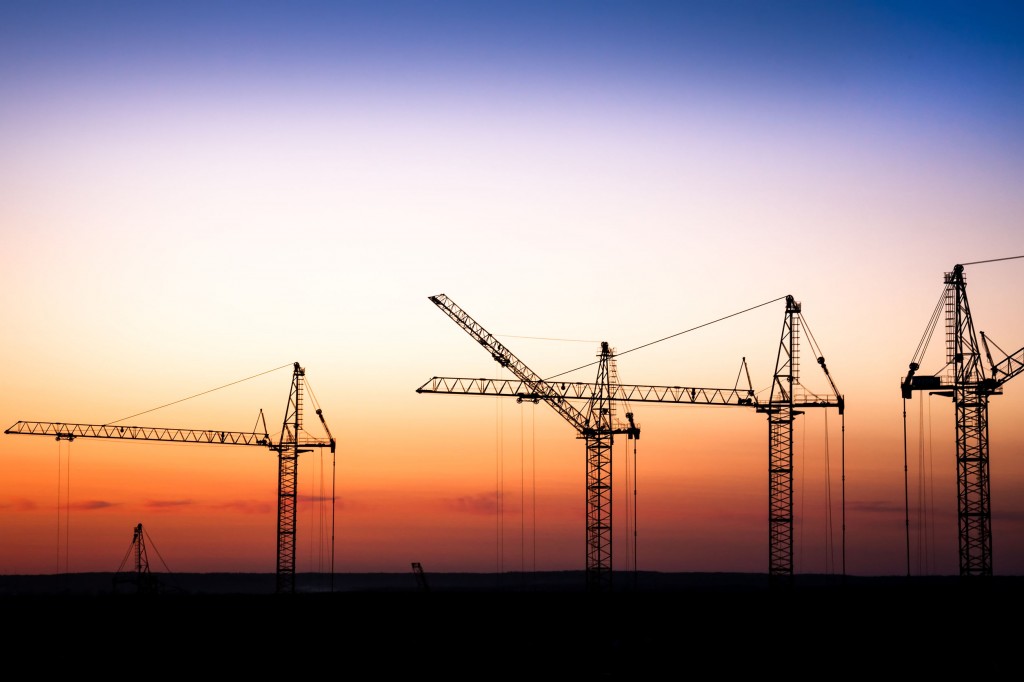 After peaking at $71.58 billion in 2010, local builders' overseas construction deals have been on the decline, hovering around $60 billion till 2014 as they competed to win more projects at lower prices amid low oil prices. (image: KobizMedia/ Korea Bizwire)