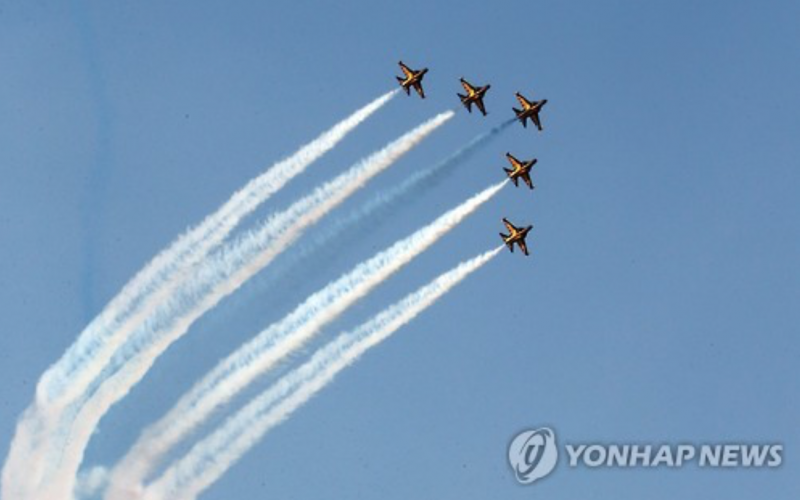 Air Show for New Air Force Officers