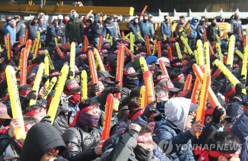 Unionized Workers of Hyundai Heavy Stage First All-Out Strike in 23 Years