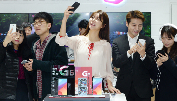 LG’s G6 Sells over 30,000 in S. Korea in Just 2 Days