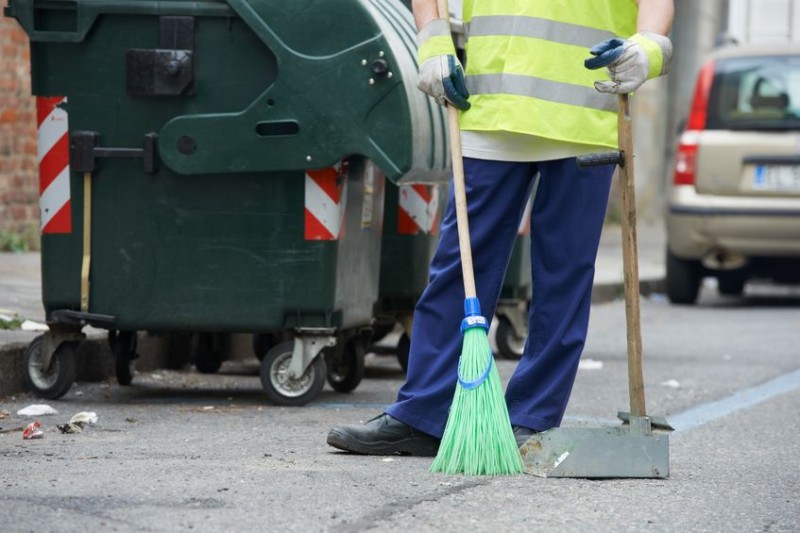 Applicants for Street Cleaning Work Turn Out in Droves as Job Market Plunges