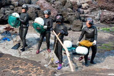 New Association of Jeju Female Divers to Preserve ‘Haenyeo’ Culture