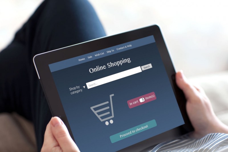 Smart AI Shopping Assistants Reshaping E-Commerce