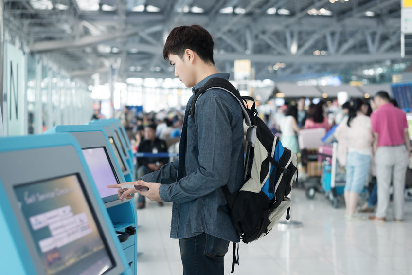 According to a recent report on interactive kiosks and their relation to automation from the Institute for Information & Communications Technology Promotion (IITP), nearly seven out of ten consumers preferred interactive kiosks over human employees. (Image: Kobiz Media)