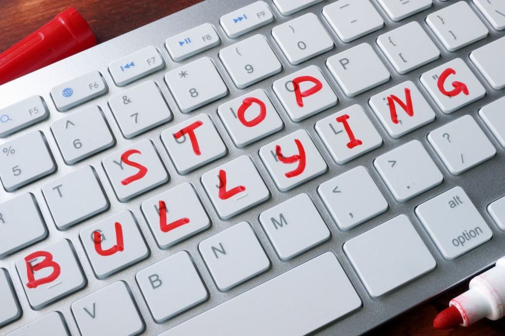 According to officials, about 63 percent of South Korean minors experience cyberbullying, which is unrestrained by time and place. (image: KobizMedia/ Korea Bizwire)