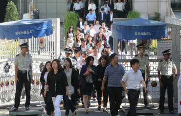 Civil Servants’ Average Monthly Salary Tops 5 Million Won
