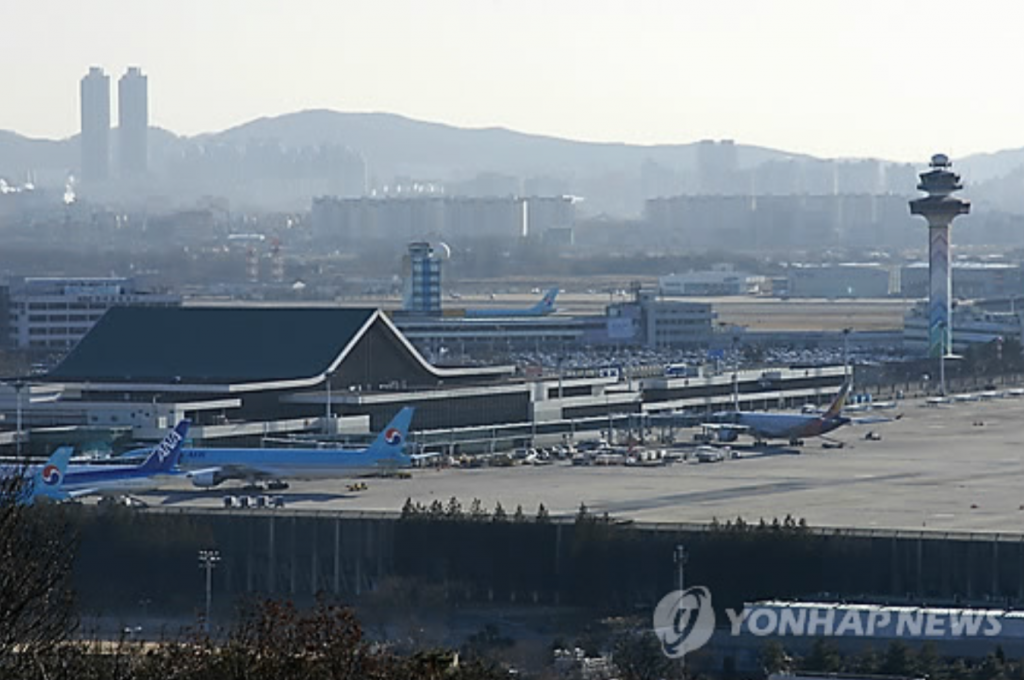 The number of passengers who travel on domestic routes are expected to jump to 31.67 million in 2030 from 19.13 million in 2015, the ministry said. (image: Yonhap)