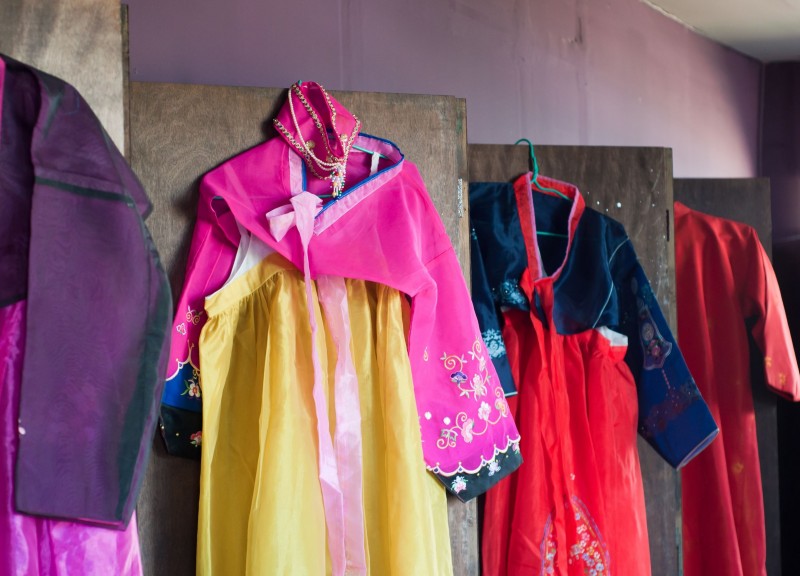 Seoul Offers Discounts to “Hanbok” Wearers