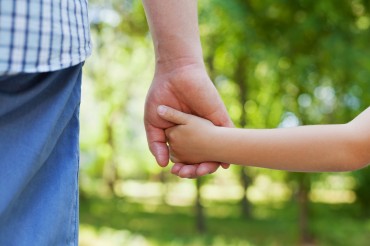 Fathers Much Less Committed to Parenting: Study