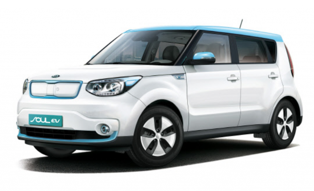 The all-electric Soul boxcar can run 152 km per charge on the highway and 202 km in downtown driving. (image: Kia)