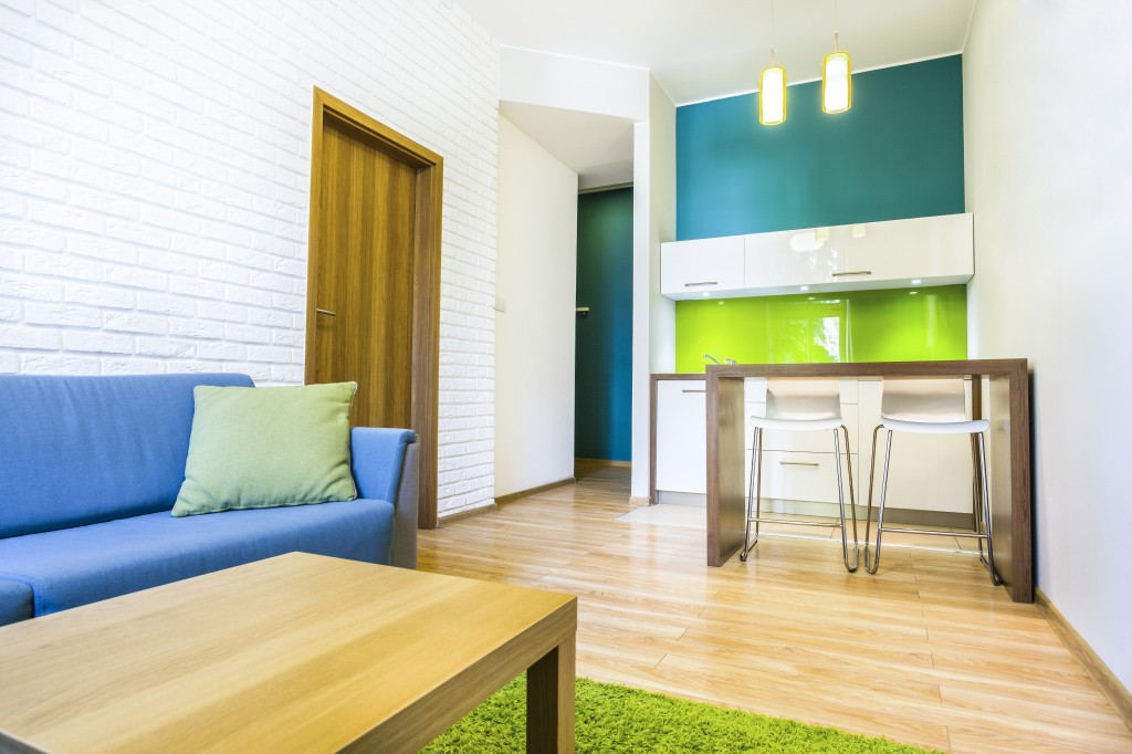From January to May of this year, the number of studio apartments that were between 21 to 40 square meters in size on the market accounted for 4,814 of the total of 8,244 studios, representing 58.4 percent of the total, according to property research firm Real Today.(Image: Kobiz Media)