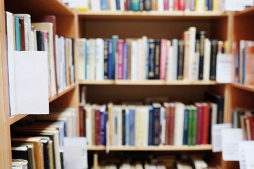 Majority of School Libraries Lack Librarians