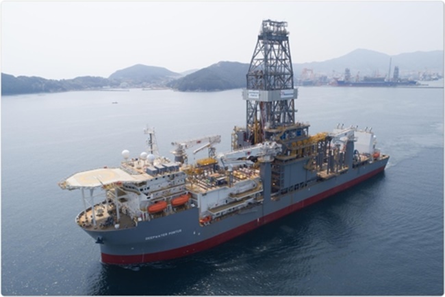 Daewoo Shipbuilding Delivers Drill Ship for Transocean