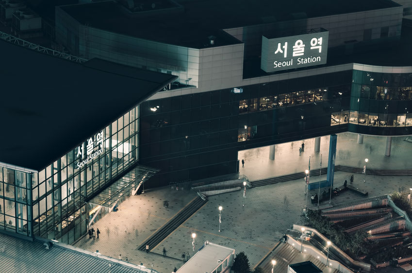 The Seoul Metropolitan Government is reportedly considering a 24-hour subway, amid growing calls for longer operating hours, which could see the city join the likes of London, Berlin and New York with a 24-hour transit system. (Image: Kobiz Media)