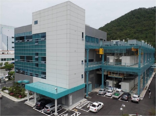 An employee at Busan Green Energy said that "[the facility] is the biggest fuel cell power plant constructed within a city nationwide". (Image: Busan Green Company)